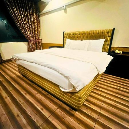 New Islamabad Hotel Exterior photo