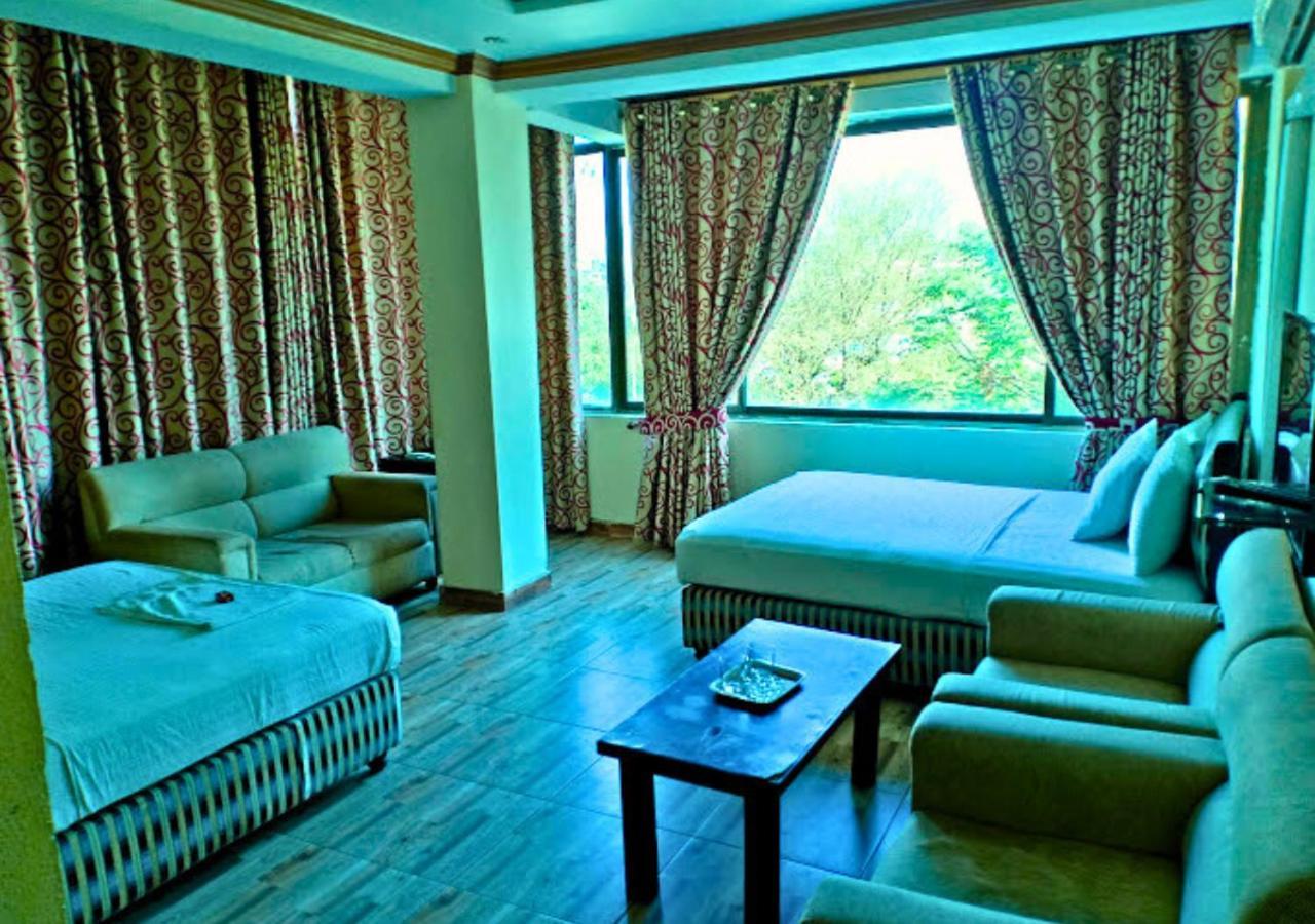 New Islamabad Hotel Exterior photo