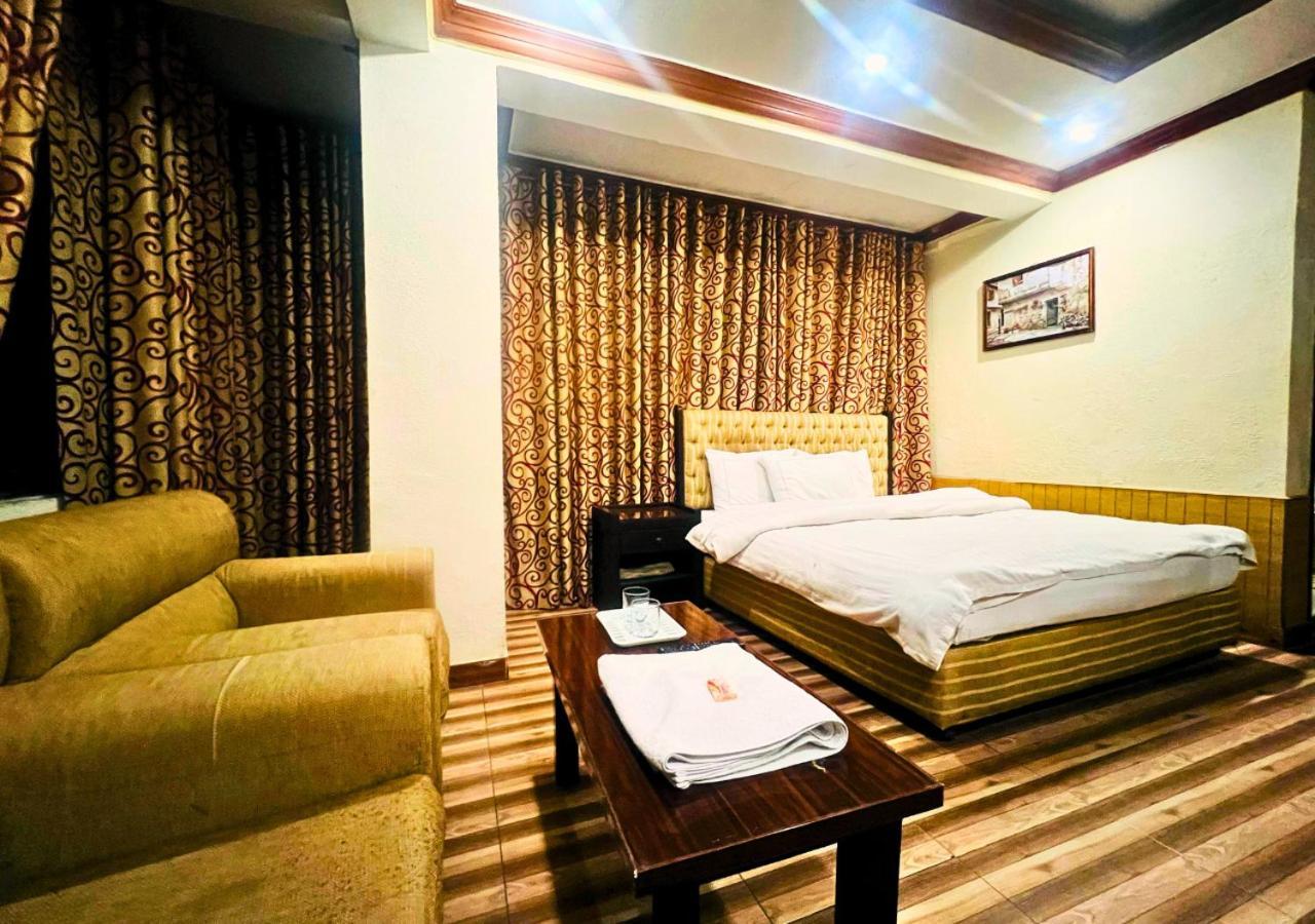New Islamabad Hotel Exterior photo