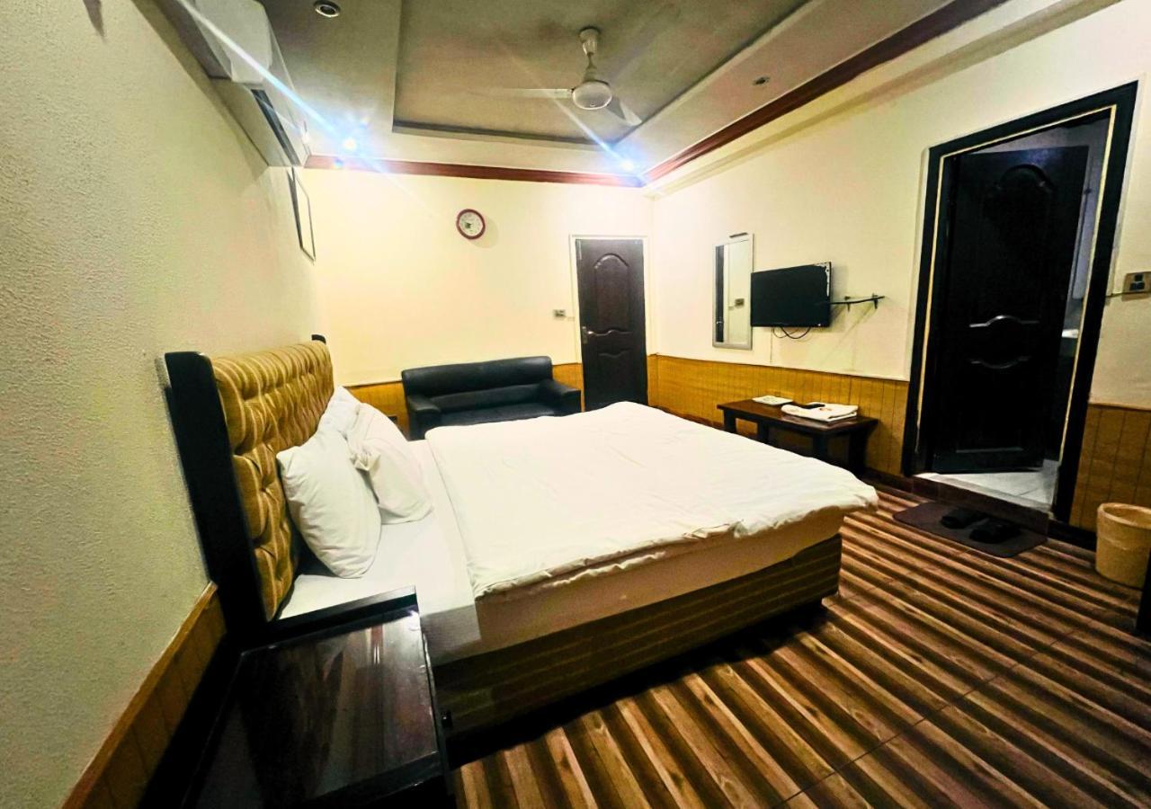 New Islamabad Hotel Exterior photo